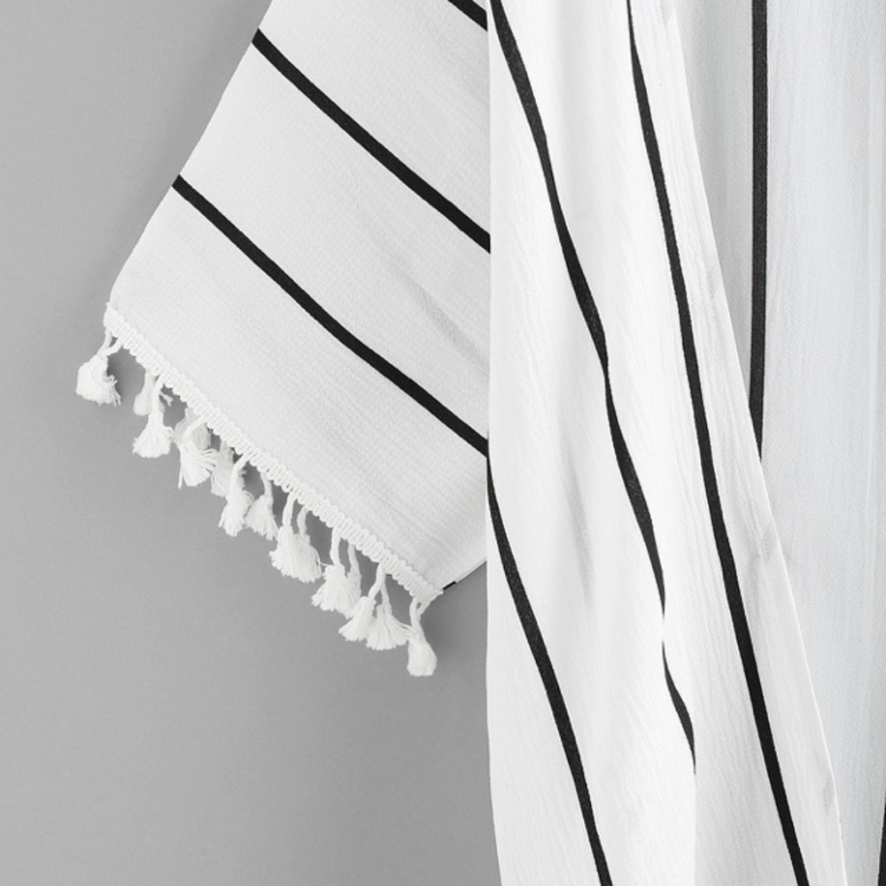 🎉LAST ONE! Black&White Striped Kimono Tassels! - Picture 3 of 3